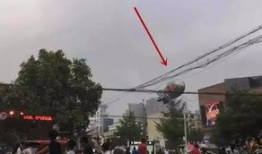 氢气球爆炸视频