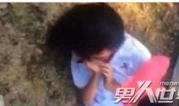 美女被扒衣服视频,美女扒衣视频事件引发的深思